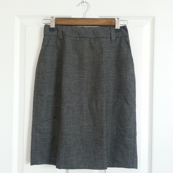 Banana Republic Factory Dresses & Skirts - Banana Republic Gray Career Skirt size OP